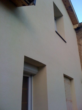 facade sur isolant taloché